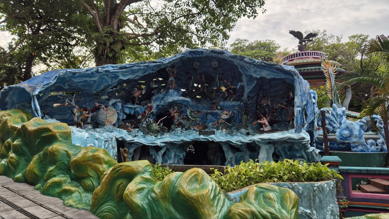 HPV_statue
