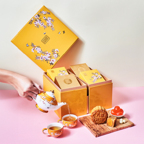 77 FLASH SALE Signature Teapot Set
