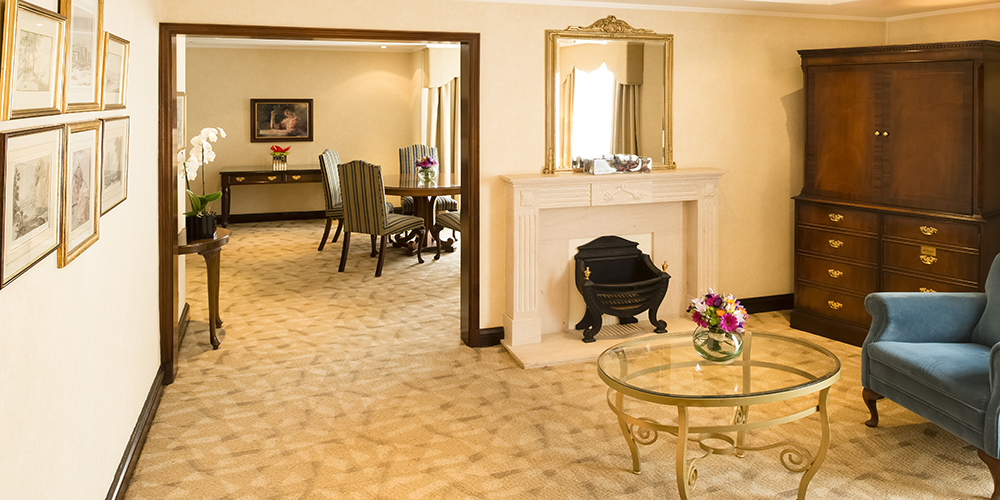 Luxury Suite Living Room SMALL